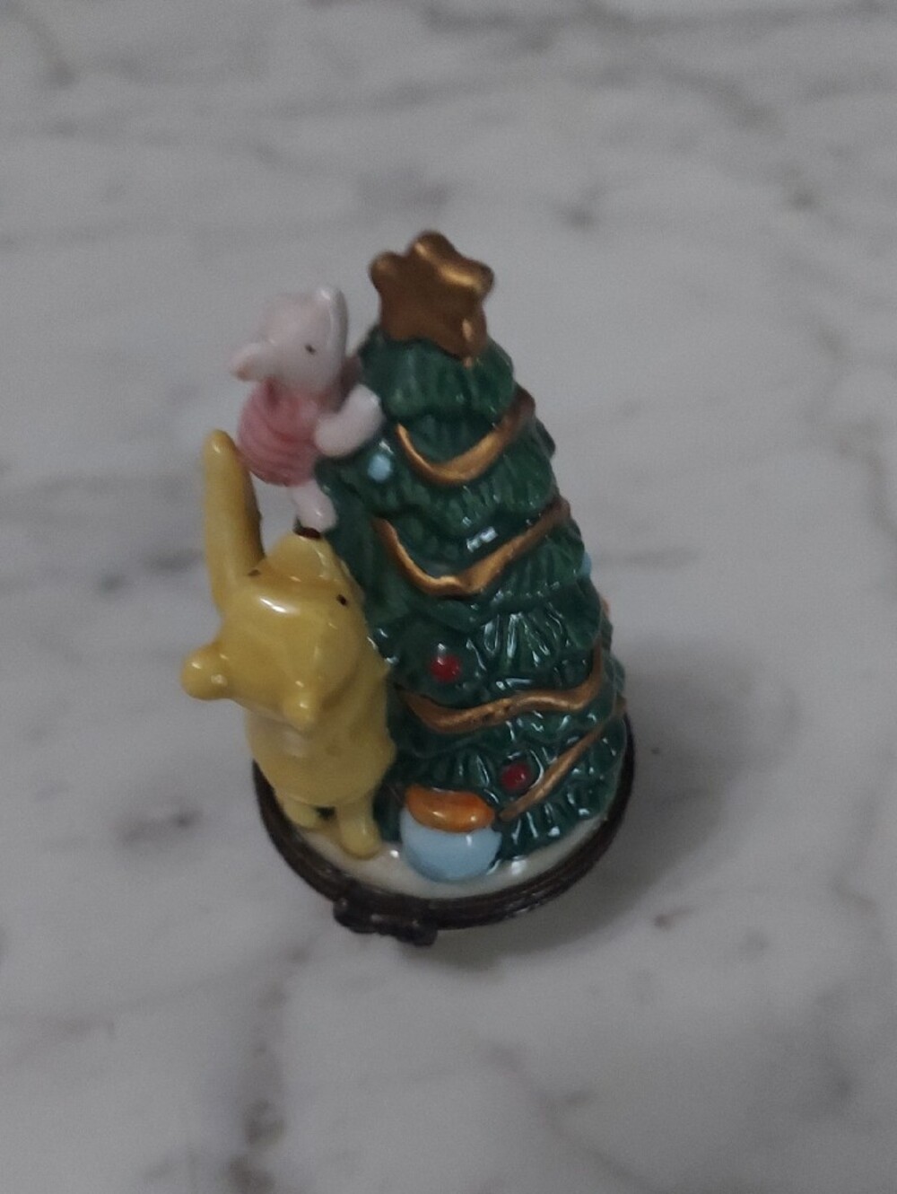 Disney By Midwest Of Cannon Pooh And Piglet Dressing The Tree - Picture 4 of 7